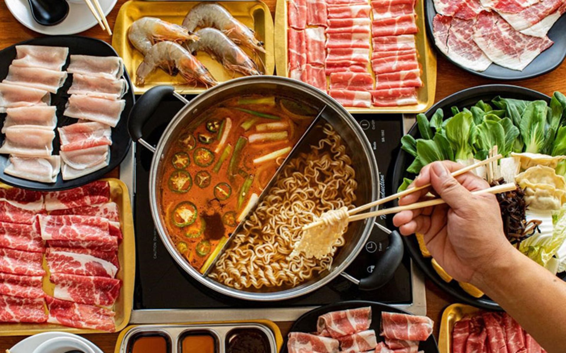 گوشت های مختلف شابو شابو