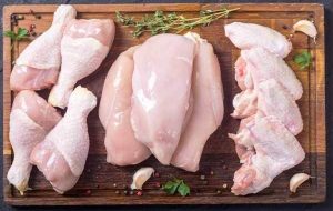 قیمت گوشت مرغ امروز ۱۸ مرداد ۱۴۰۴ / فیله مرغ کیلویی چند؟ + جدول