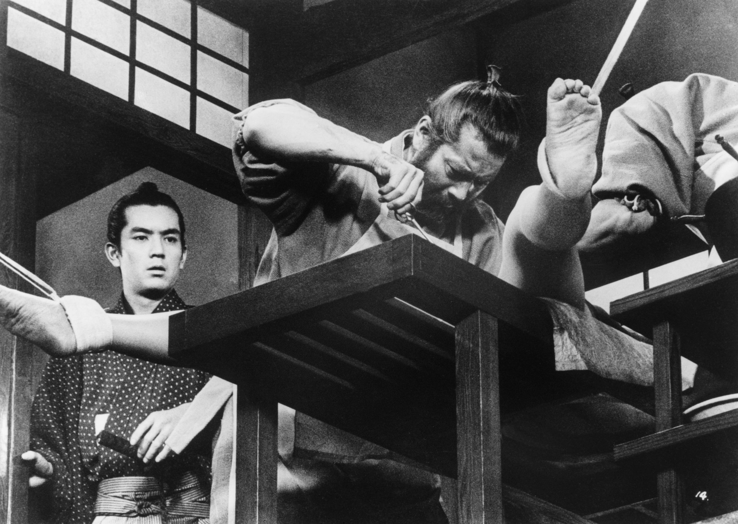 نمایی از فیلم ریش‌قرمز Red Beard