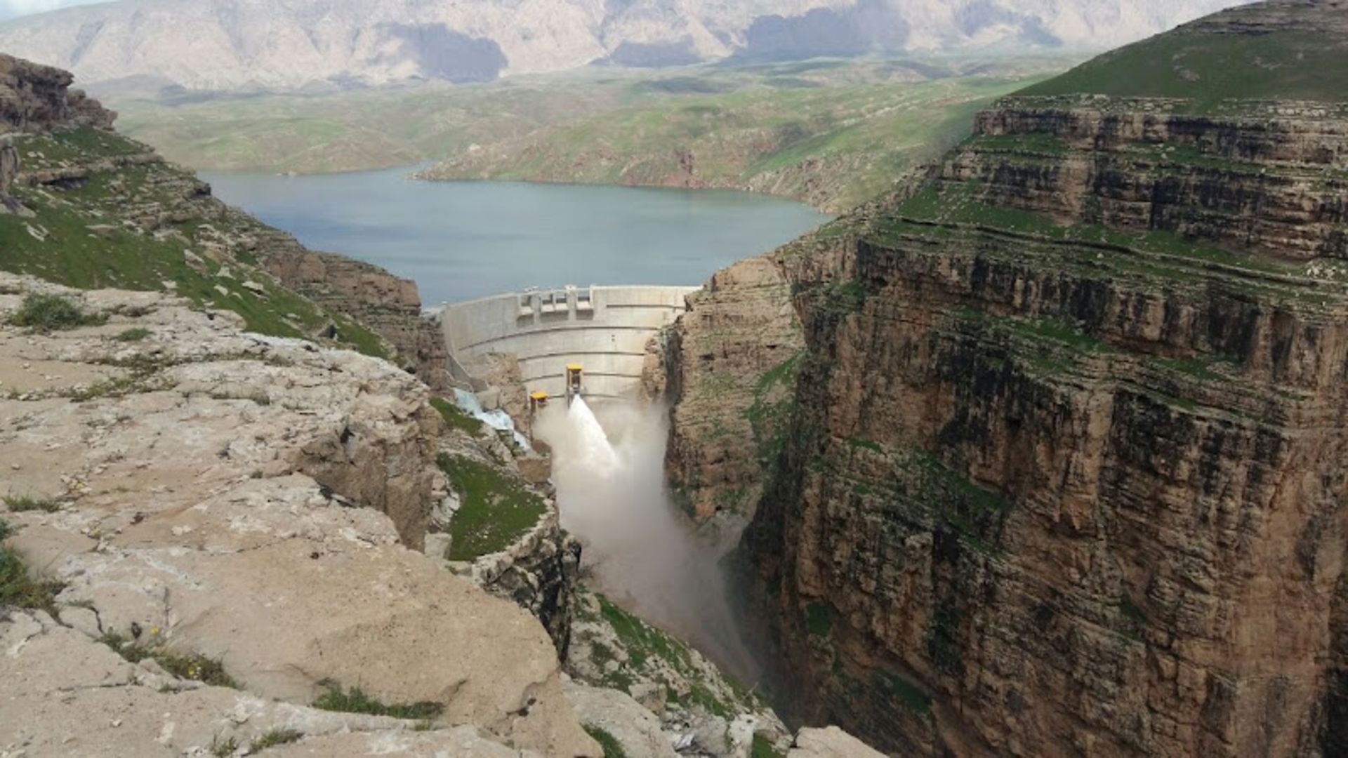 سد سیمره و دریاچه پشت سد