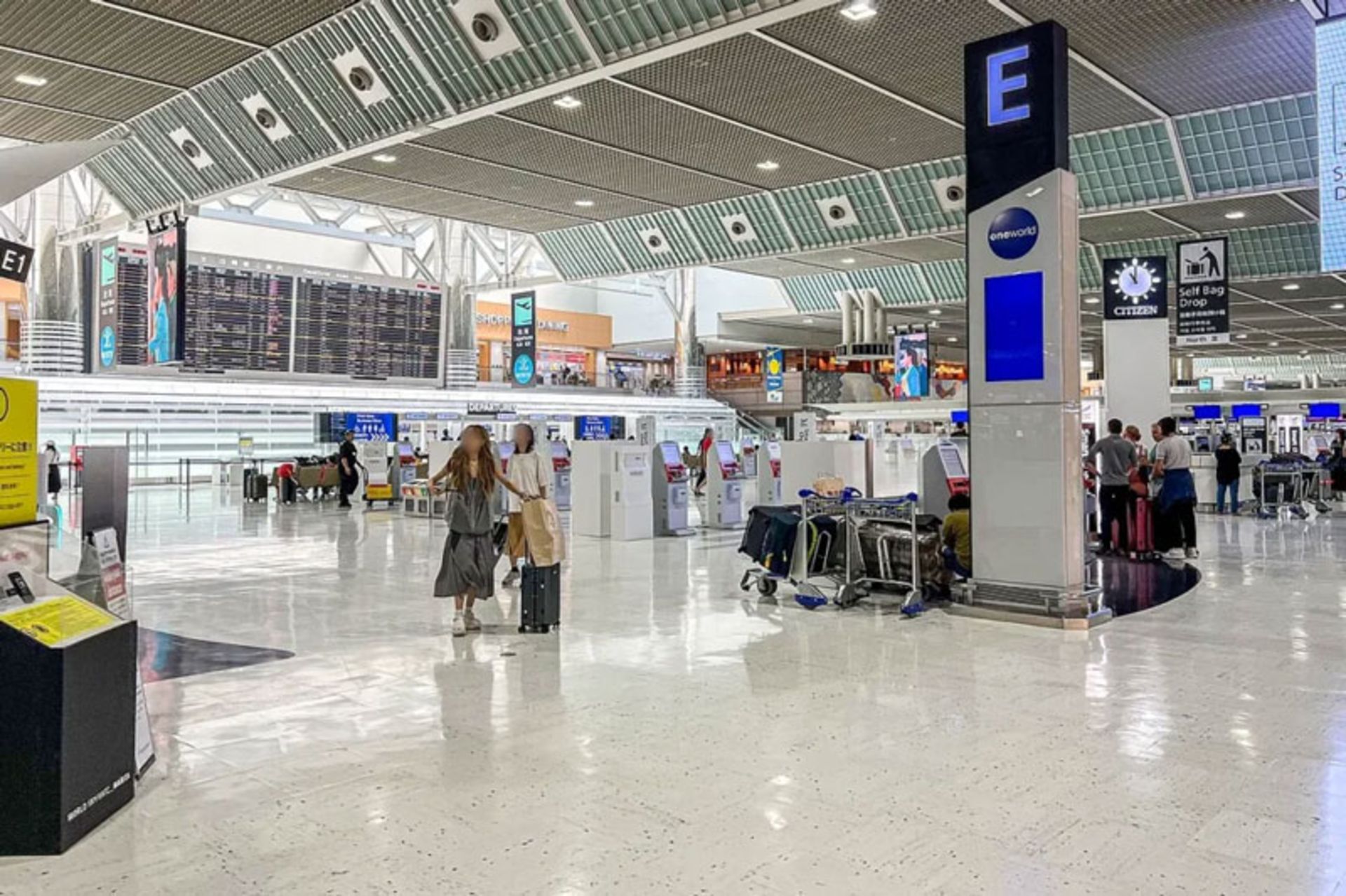 فضای داخلی فرودگاه ناریتا توکیو ژاپن