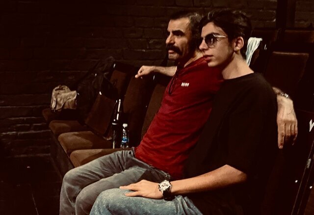 همکاری هنرمندان و فرزندان‌شان روی صحنه+عکس