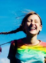 ۱۱ عادت آدم‌هایی که احساس خوشحالی می‌کنند + لیست کارهای خوشحال کننده