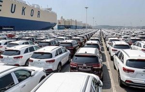 شرایط جدید واردات خودرو در سال ۱۴۰۴ / واردات خودرو برای چه کسانی آزاد شد؟