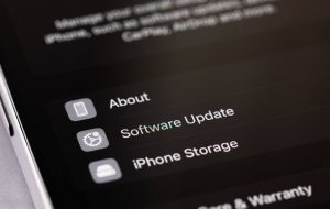 اپل تکه های اضطراری را برای سوءاستفاده از صفر صفر صادر می کند که ممکن است سرقت کیف پول رمزنگاری را فعال کند