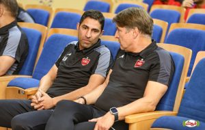 عکس| معرفی میشائیل اوینینگ به پرسپولیسی‌ها