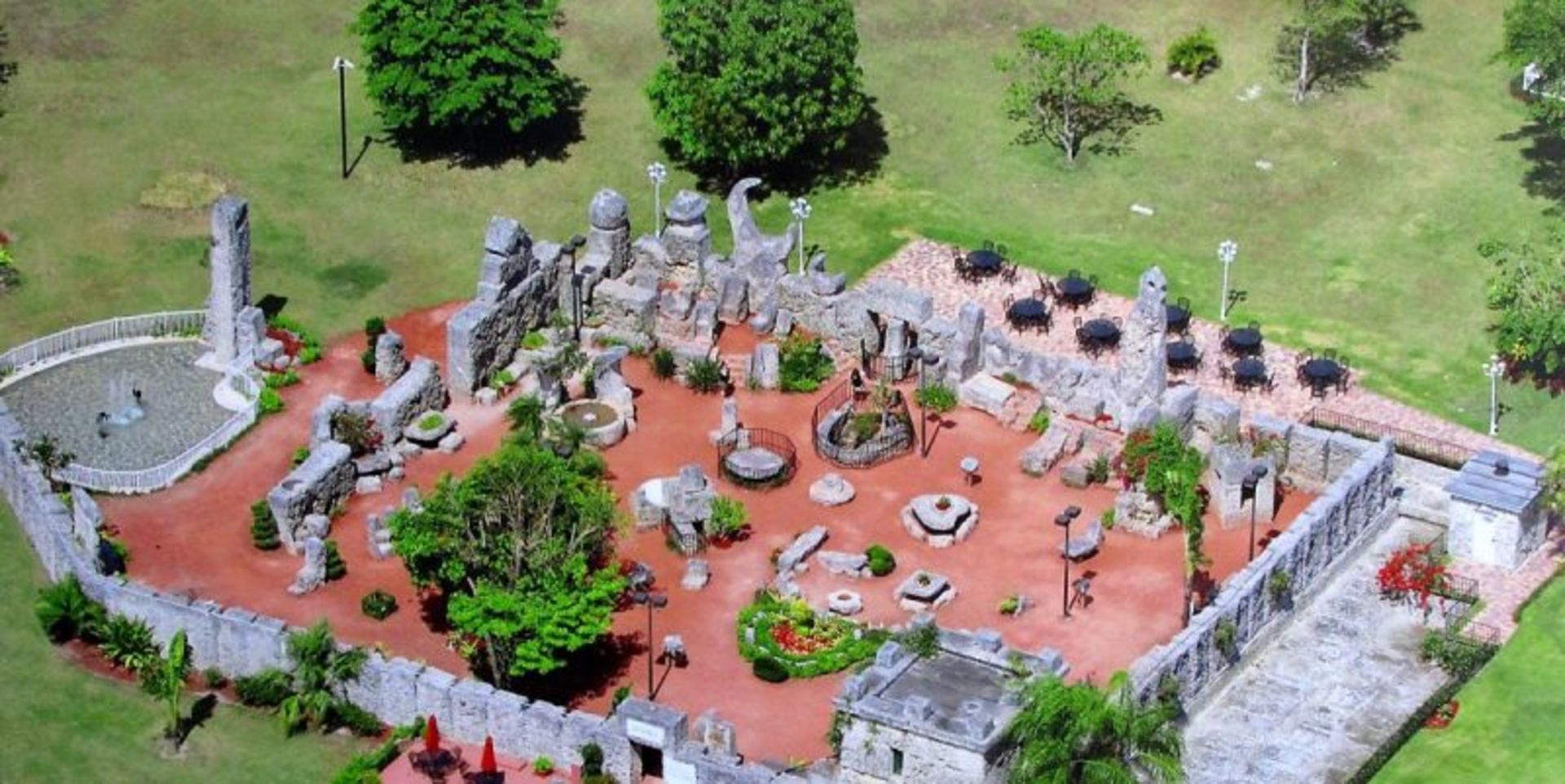 قلعه مرجانی فلوریدا در طبیعت