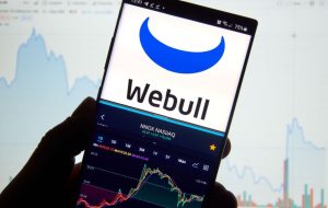 Webull معاملات رمزنگاری را به برنامه ایالات متحده باز می گرداند