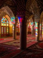 زیباترین پنجره‌های شیشه‌ای جهان؛ جادوی نور از مسجد نصیر تا برزیل