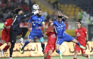 استقلال – تراکتور؛ شروع داغ لیگ