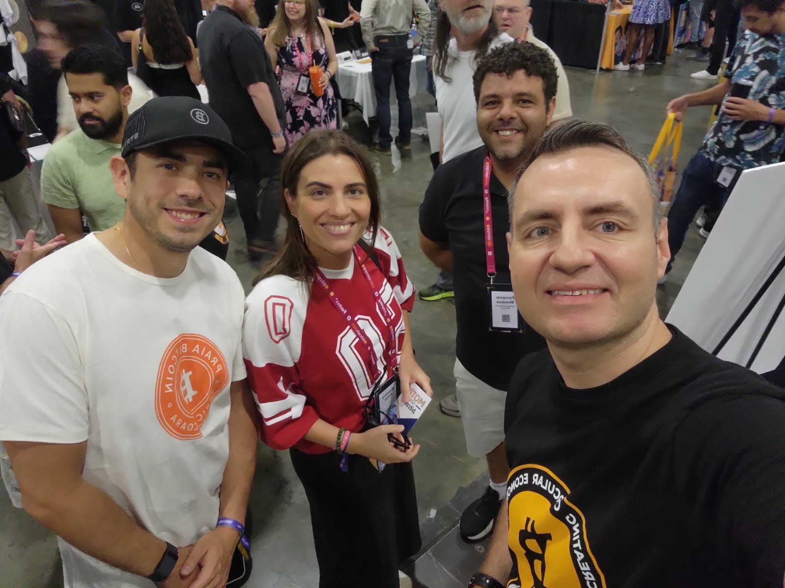 بیت کوین وگاس 2025 ، سلفی