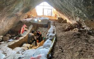 باستان‌شناسان به اعماق غار رفتند؛ غار قزوین باز هم خبرساز می‌شود؟