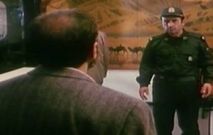 ببینید | بازی زنده‌یاد مهرداد فلاحتگر مقابل پرویز پرستویی