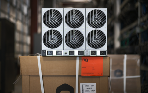 بلوک ماینر ماینر ماژولار و نرم افزار معدن منبع آزاد را راه اندازی می کند