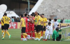 ترکیب سپاهان و پرسپولیس؛ سورپرایزهای هاشمیان در نقش جهان