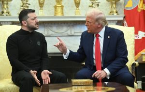 زلنسکی: تماس با ترامپ سازنده بود/ همکاری دفاعی با آمریکا در جریان است