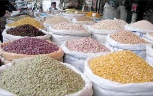 سقوط آزاد قیمت حبوبات در شهریور ۱۴۰۴ / قیمت لوبیا چیتی چقدر ارزان شد؟ سقوط آزاد قیمت حبوبات در شهریور ۱۴۰۴ / قیمت لوبیا چیتی چقدر ارزان شد؟