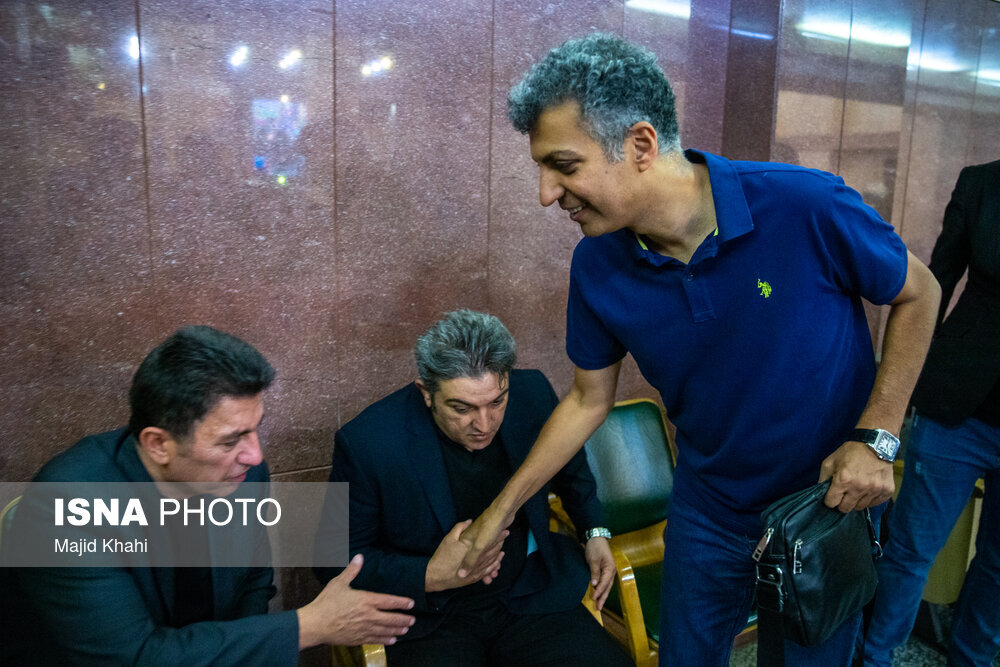 عکس | برخورد جالب فردوسی‌پور و قلعه‌نویی در مسجد