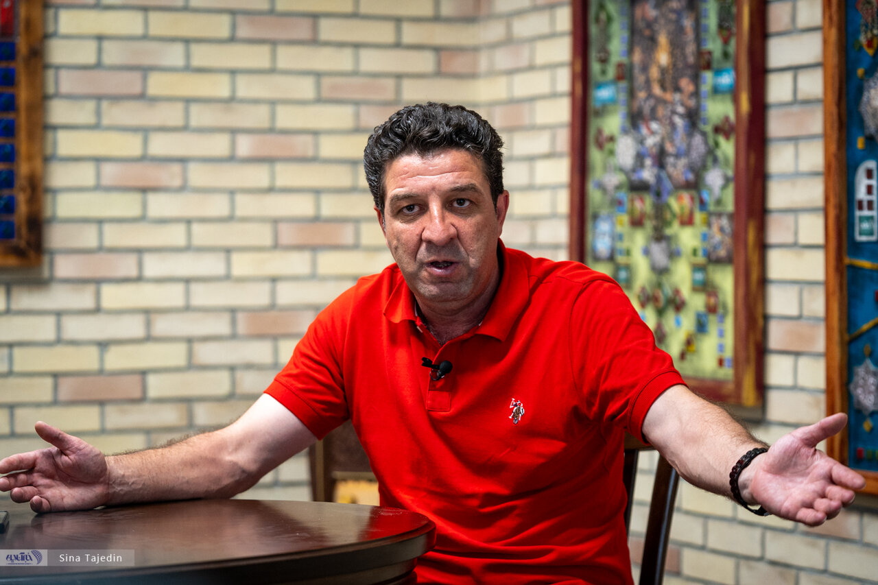 لیگ سختی پیش روی ماست/ از هفته پنجم می‌توانیم پرسپولیس را قضاوت کنیم/ به هاشمیان فرصت بدهیم