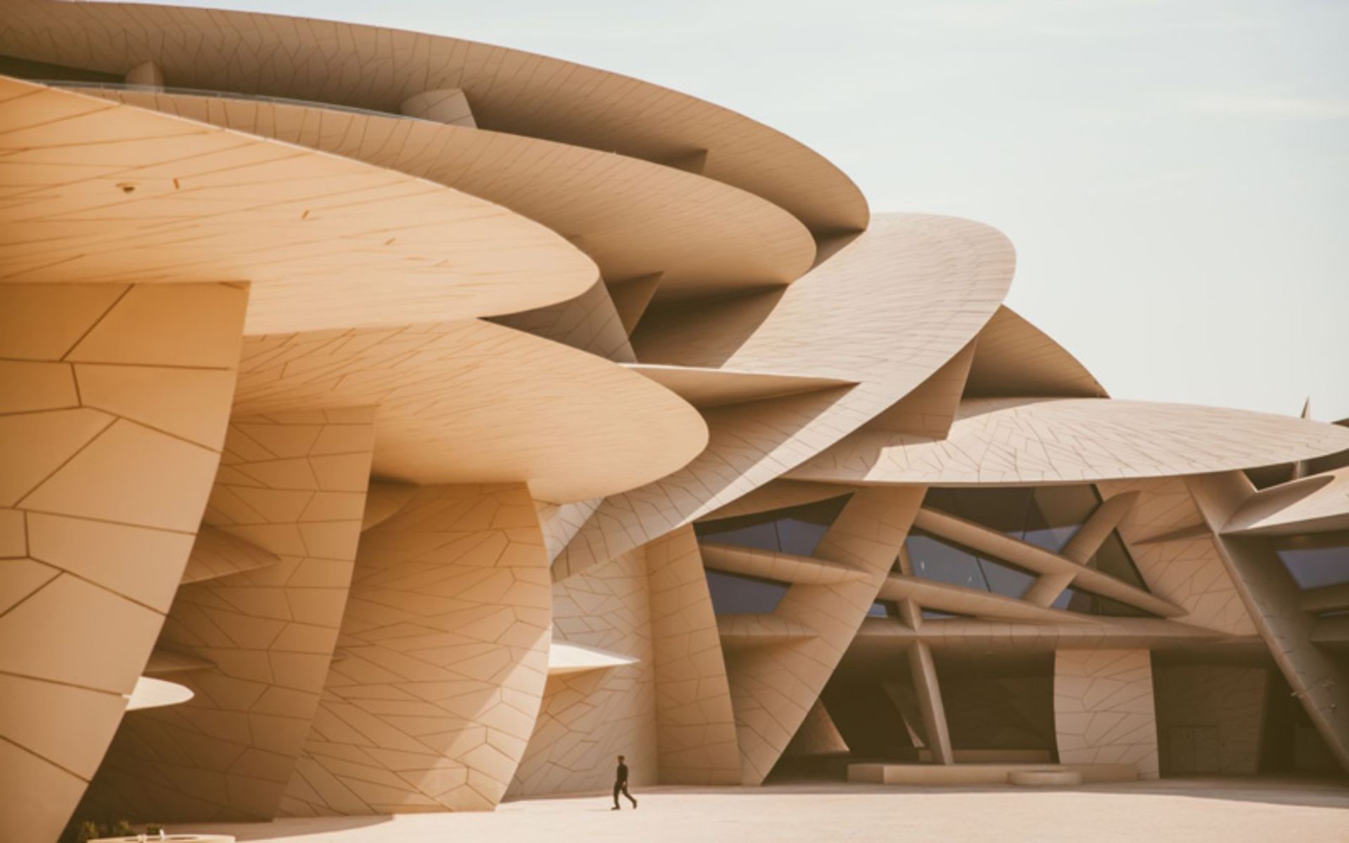 موزه ملی قطر با معماری مدرن