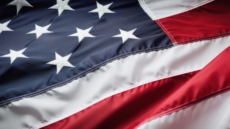 وزیر خزانه داری ما را تأیید می کند تا از طریق تاکتیک های خنثی بودجه ، بیت کوین را برای ذخیره به دست آوریم