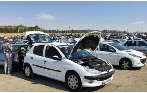 وضعیت بازار خودرو «عجیب» شد/ آخرین قیمت پژو، سمند، شاهین، کوییک و دنا + جدول