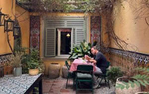 ویدیو | موزه سرامیک در میدان تجریش