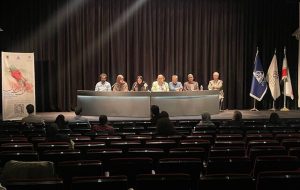 پیوندِ «عشق به ایران» و «انتقاد از شرایط حاکم و ساختارهای مدیریتی»