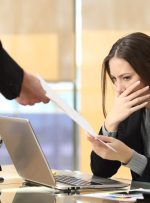 کار خود را با اجازه کار بسته از دست داده اید؟ بعد چه کاری انجام شود