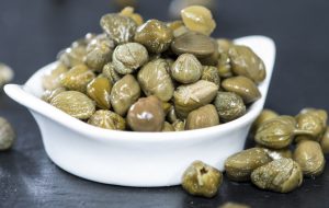 خواص گیاه کبر (کاپاریس)؛ ۱۲ خاصیت درمانی این گیاه سرشار از آهن