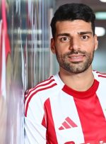 عکس | نخستین تاثیر طارمی در یونان؛ صفحه المپیاکوس منفجر شد!