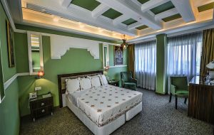 بهترین هتل‌های ۳ ستاره تهران؛ اقامت اقتصادی با امکانات خوب