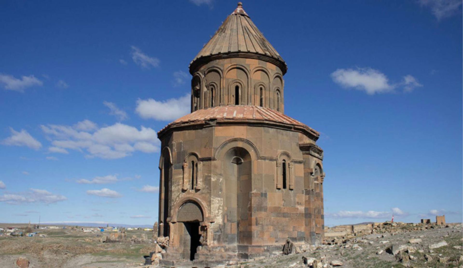  کلیسای تاریخی سنت گرجی در شهر باستانی آنی، ترکیه