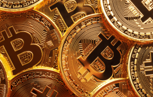 ساعت بیت کوین قیمت: غرفه های بازار زیر 116K دلار با محو شدن حرکت