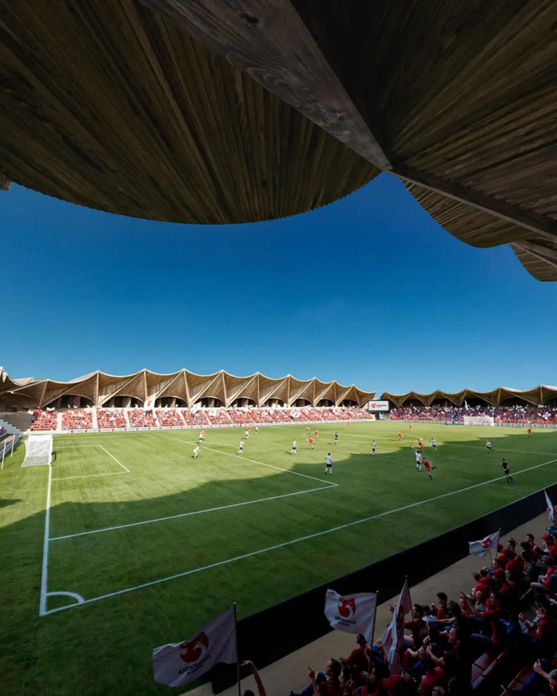 نمای داخلی ورزشگاه فوکوشیما