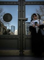 سردرگمی متقاضیان ویزا در تهران؛ پشت درهای بسته سفارت‌ها چه می‌گذرد؟