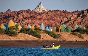 بهترین زمان سفر به جزیره هرمز؛ بهترین فصل تماشای زیبایی‌های جزیره