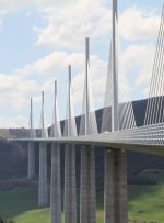 مرتفع‌ترین پل جاده‌ای اروپا؛ روایتی از شاهکار طراحی یک شاهراه