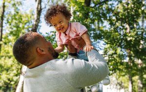 حمایت از فرزند خود برای اقامت دائمی کانادا حمایت از فرزند خود برای اقامت دائمی کانادا