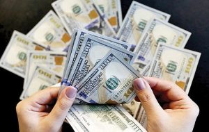 دلار به پایین‌ترین سطح قیمتی رسید/ دلار با سر زمین خورد