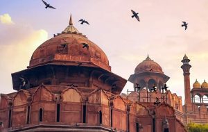 دود «قلعه سرخ» دهلی را سیاه کرد!