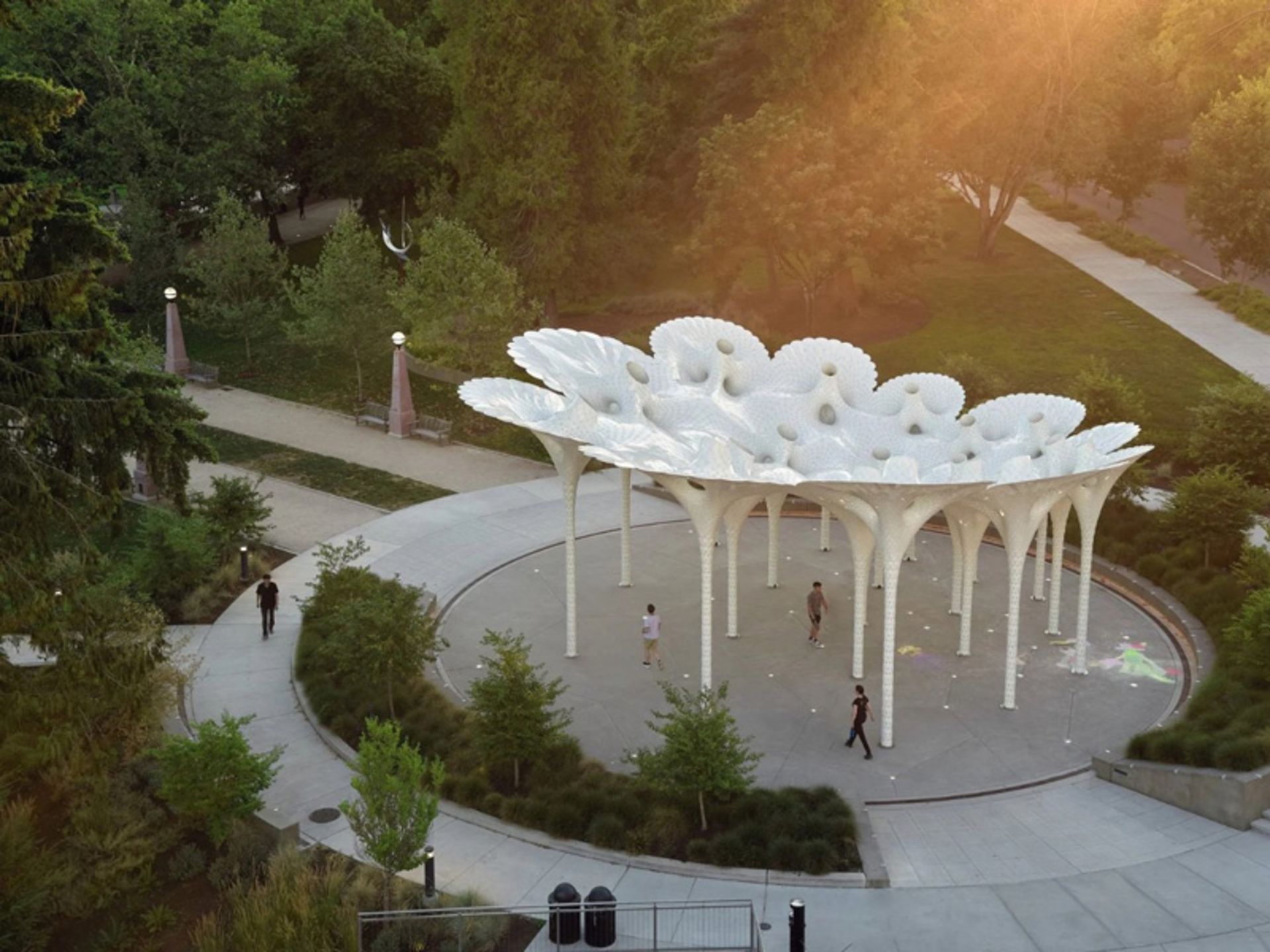 دورنمای سایه بان پایلوتی