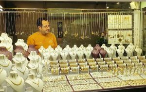 رکود بی‌سابقه در بازار طلا؛ کاهش قیمت و تقاضا ادامه دارد