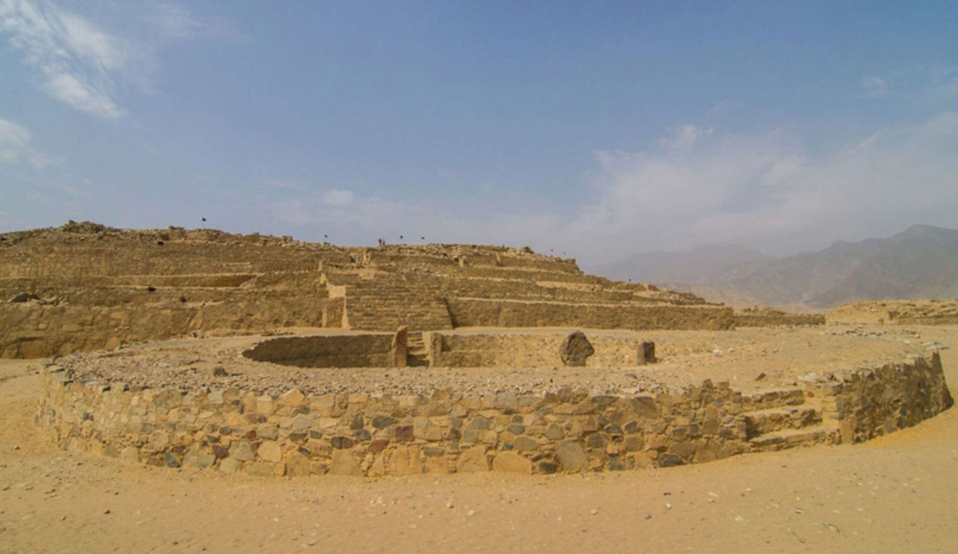 ویرانه‌های باستانی شهر کارال، پرو