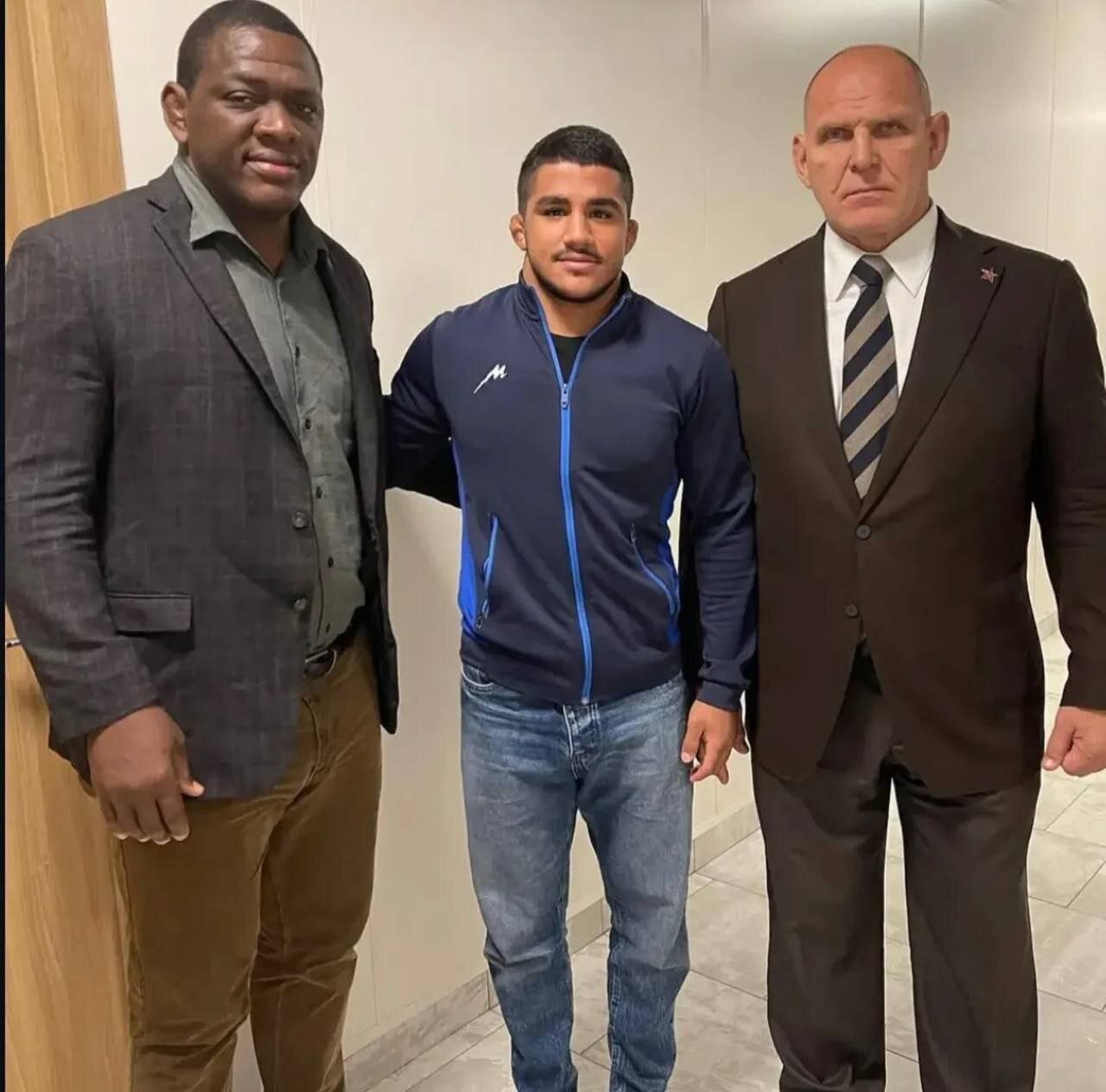 عکس | پدیده کشتی ایران در کنار ۲ اسطوره قدیمی