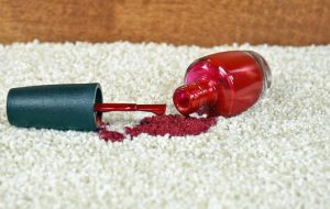 پاک کردن لاک از روی فرش (راهنمای کامل + اشتباهات رایج)