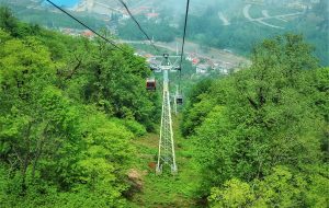 بهترین زمان سفر به نمک آبرود؛ از سرسبزی بهار تا خلوتی پاییز