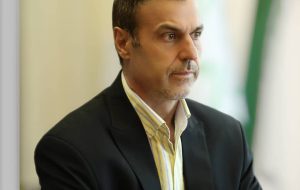 نرخ رشد و تورم ۱۴۰۴ چقدر خواهد بود؟ / پیش‌بینی یک اقتصاددان را بخوانید