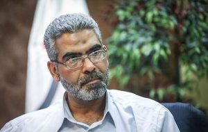 چرا قیمت دلار پرید، بورس ریخت؟/ صمصامی: منابع ارزی را به جای اینکه صرف توسعه کشور کنیم، زمینه گسترش سفته‌بازی و تضعیف پایه‌های تولید کردیم